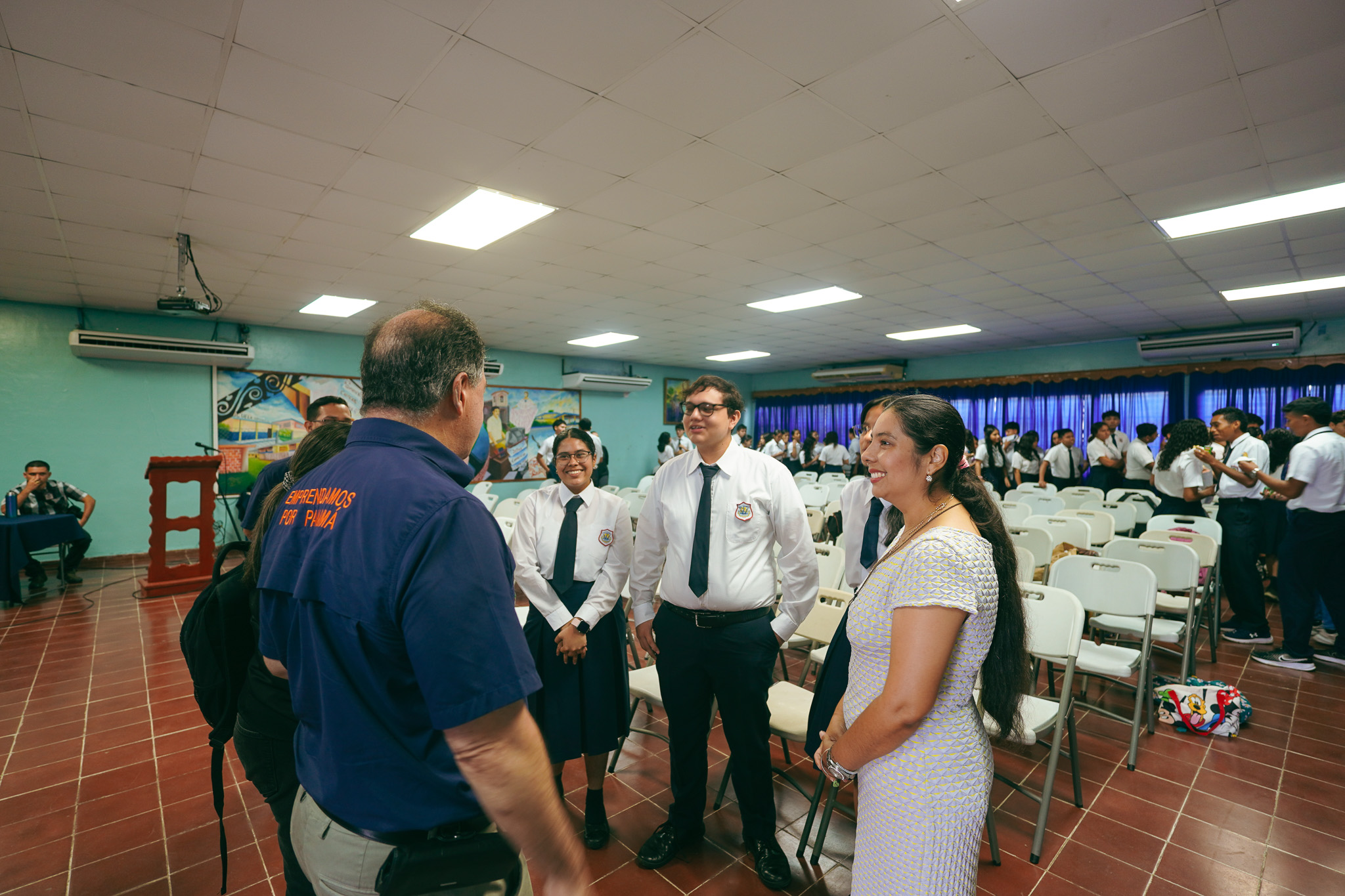 Estudiantes instituto urraca y fundación emprendamos